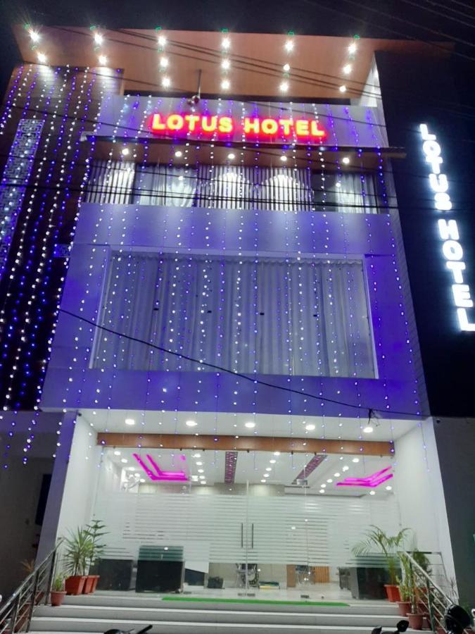 Lotus Hotel Roorkee Eksteriør bilde