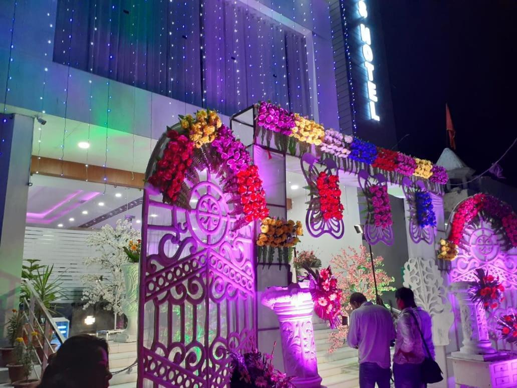 Lotus Hotel Roorkee Eksteriør bilde